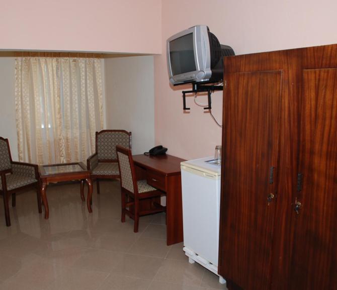 Hotel Obama Acra Quarto foto